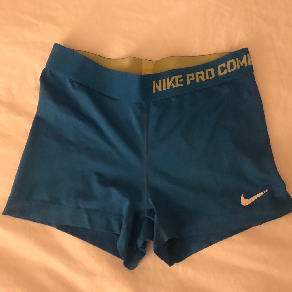 Nike Womens Compression Shorts